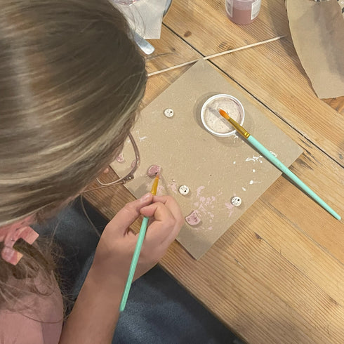 08/11/2025 | 10u00-12u30 | Gastworkshop bij HET KLEIHUS | keramische juwelen glazuren